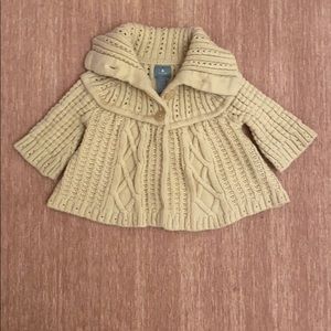 🎀Baby GAP sweater 6-12 M🎀